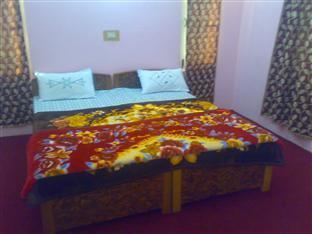 Hotel Grand Samad Srīnagar Екстериор снимка