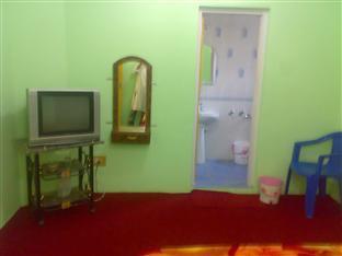 Hotel Grand Samad Srīnagar Екстериор снимка
